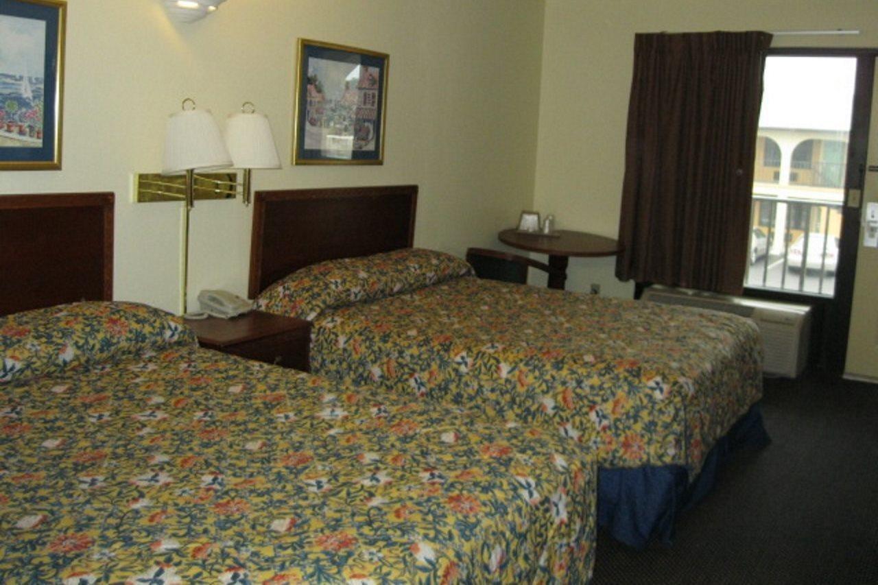 ซูเปอร์ 8 บาย วินด์แฮม เซนต์ออกัสติน บีช Hotel St. Augustine Beach ภายนอก รูปภาพ